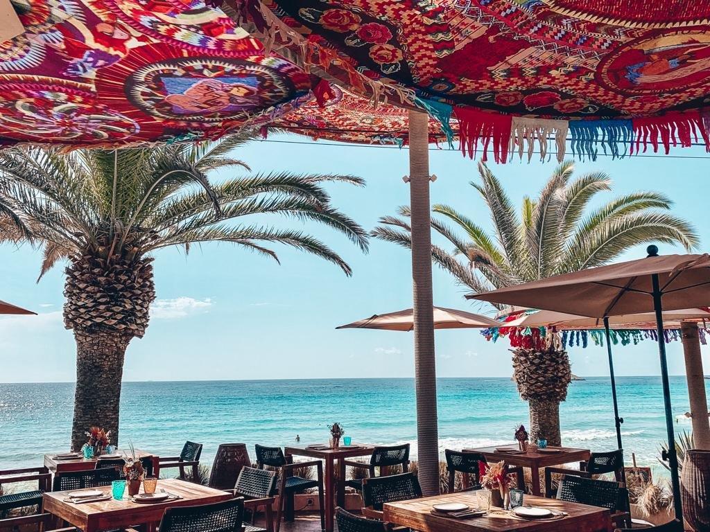 Aiyanna Ibiza Restaurant und Beach Club Hippie Flair