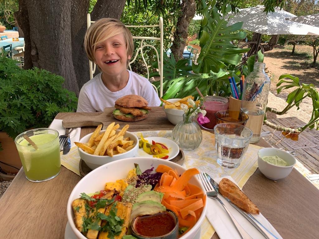 La Paloma Cafe & Restaurant san Lorenzo Ibiza Gesunde Gerichte Salat