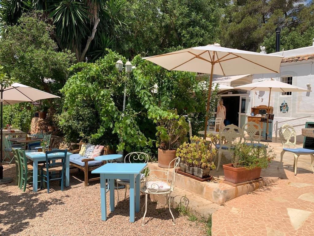 La Paloma Cafe & Restaurant san Lorenzo Ibiza Garten
