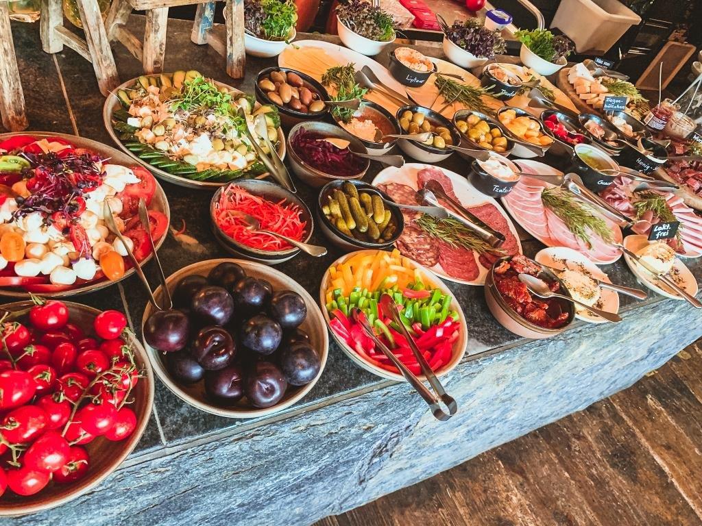 SEPP Alpine Boutique Hotel Adults Only Buffet Frühstück