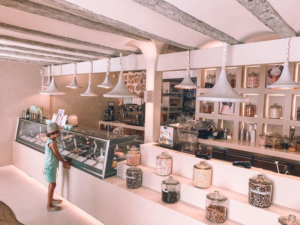 Viivi's Creamery Ibiza Stadt Theke