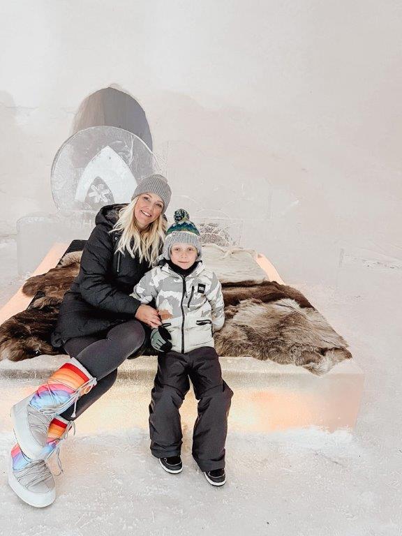 Lappland Rovaniemi Santa Claus Village Snowman World Ice Hotel