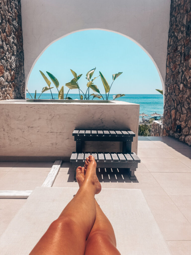 Delfini Beach Hotel & Suites