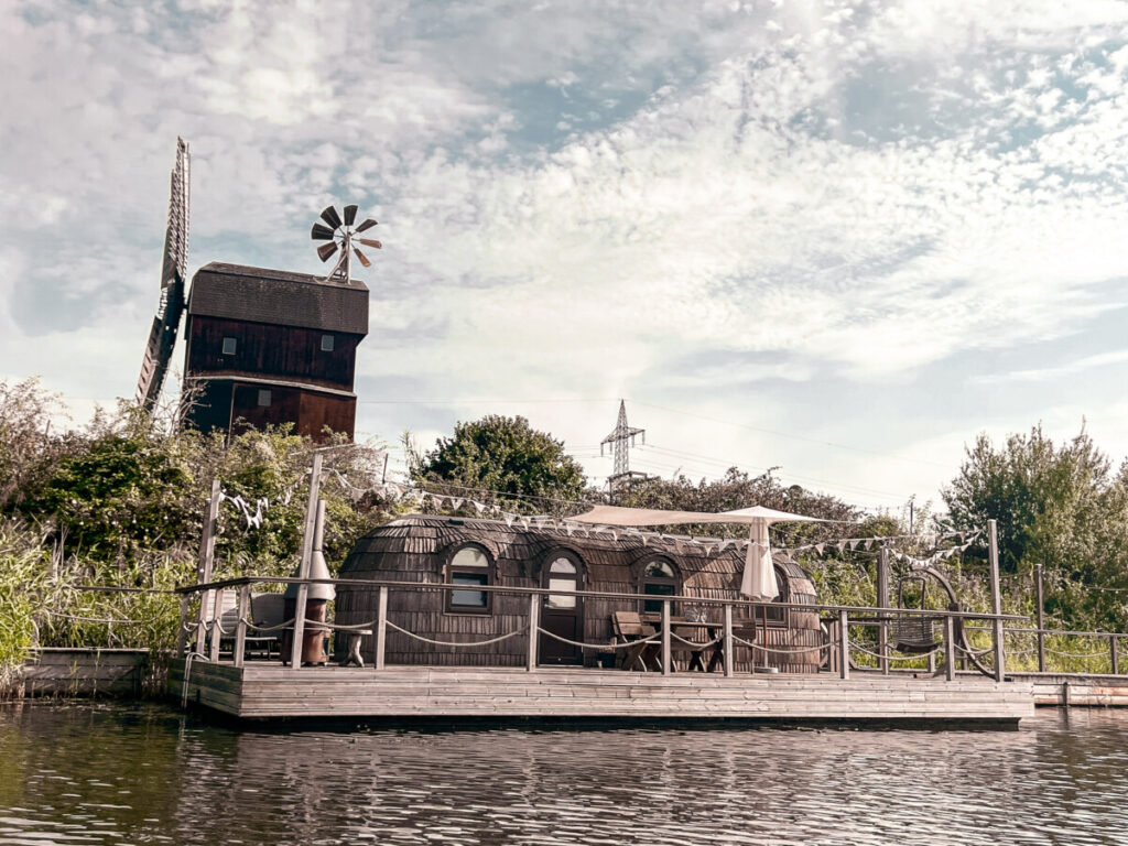 Dein Lieblingsplatz in Parey Schwimmendes Iglu